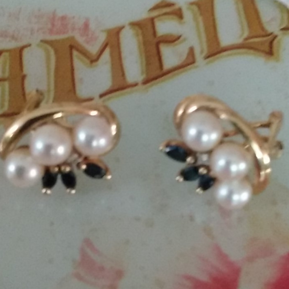 Genuine Pearl and Sapphire Earrings
